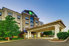 Holiday Inn Express Nashville-Opryland, an IHG Hotel